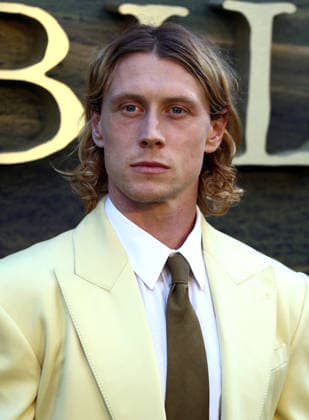 Sense & Sensibility World Premiere at Odeon Luxe Leicester Square in London - 15 Sep 2026 George MacKay attends the Sense & Sensibility World Premiere at Odeon Luxe Leicester Square . London. United Kingdom Copyright: xFredxDuvalx xSOPAxImagesx FD_Sense_Sensibility_24