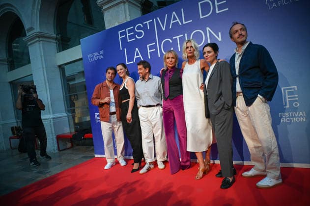 28th La Rochelle TV Fiction Festival 28th edition of the La Rochelle Fiction Festival Jury photocall: Clementine Célarie, Barbara Probst, Gergory Montel, Gaelle Bellan, Matteo Locasciulli, Fanny Riedberger, Akim Sker 459700 2026 09 15  Copyright: xBarbaraxNeymanx xStarfacex STAR_459700_058