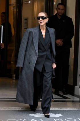 Celine Dion Leaves Her Hotel - Paris Celine Dion she spend time with fans before going to the venue, at the hotel Royal Monceau in Paris, France on September 16, 2026. Photo by Lionel Urman ABACAPRESS.COM Paris France  Copyright: xUrmanxLionel ABACAx