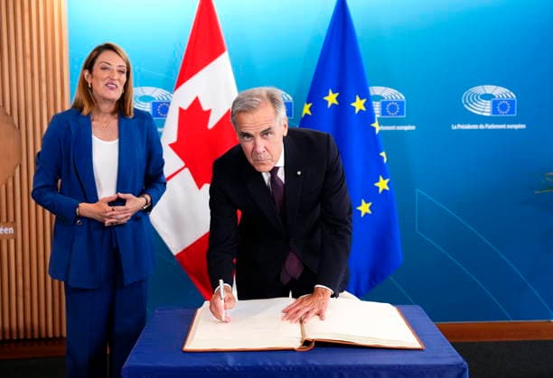 September 16, 2026, Strasbourg, France: Prime Minister Mark Carney participates in a signing with President of the European Parliament Roberta Metsola during a bilateral meeting at the European Parliament in Strasbourg, France, on Wednesday, Sept. 16, 2026. Strasbourg France  - ZUMAc35_ 20260916_zaf_c35_046 Copyright: xJustinxTangx
