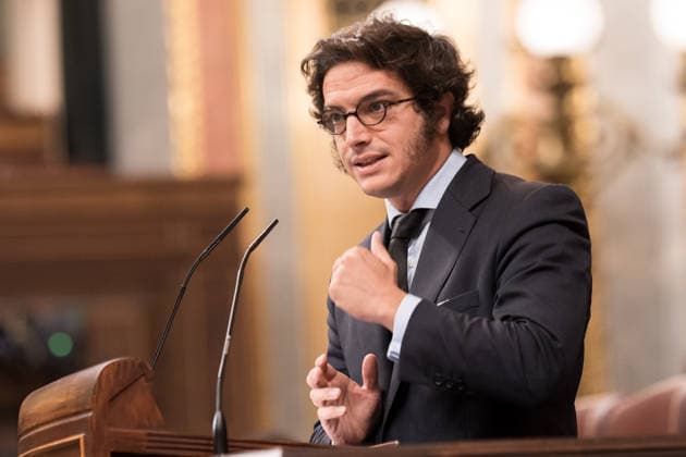 The Government Once Again Faces Questions from Congress Regarding the Crisis in Ceuta Vox Secretary-General José María Figaredo during a plenary session in the Congress of Deputies on September 16, 2026, in Madrid, Spain. The migration crisis that Ceuta has been experiencing since last July is once again the focus of the opposition’s questions to the government during the question period, with inquiries such as what plans exist for the autonomous city and whether the government believes that Spain’s international image has been tarnished by the irregular entry of migrants. September 16 SEPTEMBER 2026 Diego Radamé Madrid, Madrid, Spain  Copyright: xDiegoxRadamÃ sx 7779277