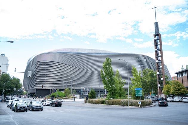 September 16, 2026, Madrid, Madrid, SPAIN: Exterior view of the Santiago BERNABEU STADIUM, home of Real Madrid CF, on Paseo de la Castellana, with the aesthetic renovation works almost completed. Madrid SPAIN - ZUMAc270 20260916_zip_c270_002 Copyright: xDavidxCruzxSanzx