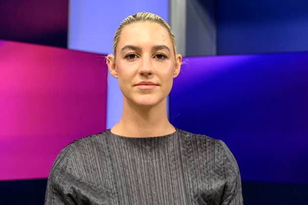 im Bild v.l.: Victoria Reichelt (Journalistin) , GER, Berlin, Studio, zu Gast bei Maischberger, politische Talkshow, TV, Format, mit Moderatorin Sandra Maischberger, Das Erste, aus Adlershof Am Studio 20, 16.09.2026, Copyright: HMBxMedia UwexKoch