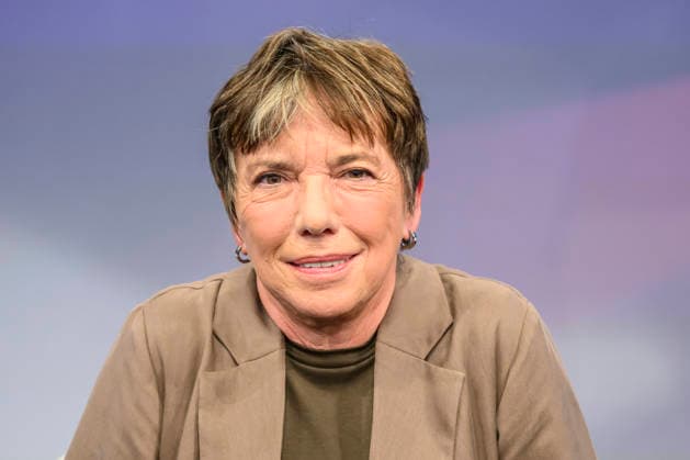 im Bild v.l.: Margot Käßmann (Theologin), GER, Berlin, Studio, zu Gast bei Maischberger, politische Talkshow, TV, Format, mit Moderatorin Sandra Maischberger, Das Erste, aus Adlershof Am Studio 20, 16.09.2026, Copyright: HMBxMedia UwexKoch