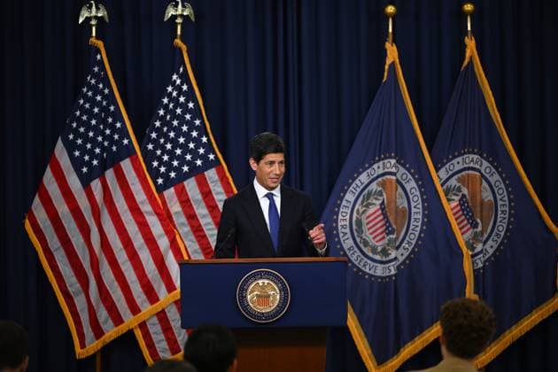 (260916) -- WASHINGTON, Sept. 16, 2026 -- U.S. Federal Reserve Chair Kevin Warsh attends a press conference in Washington, D.C., the United States, Sept. 16, 2026. The U.S. Federal Reserve on Wednesday raised its target federal funds rate by 25 basis points to a range of 3.75 percent to 4 percent to address persistent inflation, marking its first interest rate hike since July 2023. ) U.S.-WASHINGTON, D.C.-FEDERAL RESERVE-INTEREST RATE-HIKE LixRui 