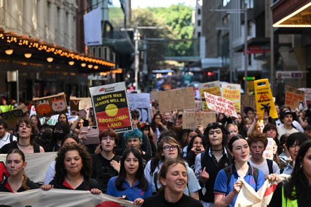 STUDENTS PROTEST HANSON, NSW school students gather for a Students Say No To Hanson nationwide rally at Sydney Town Hall in Sydney, Thursday, September 17, 2026. ( NO ARCHIVING SYDNEY NEW SOUTH WALES Australia  Copyright: xDEANxLEWINSx 20260917180574473465