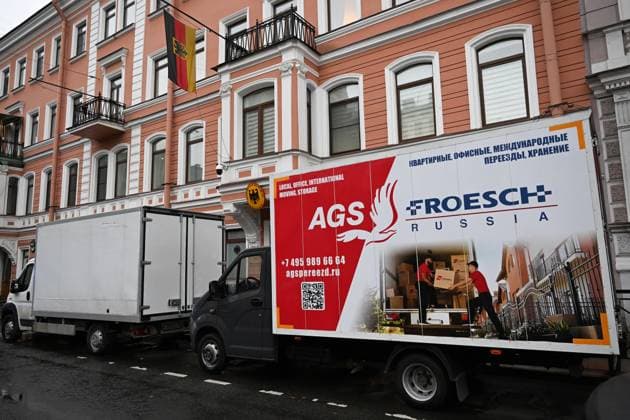 Russia Germany Consulate Closure 9244800 17.09.2026 Trucks are parked outside the building housing the German Consulate General in St. Petersburg, Russia. Germany closed the Russian Consulate General in Bonn and terminated an agreement governing the Russian House in Berlin following an attempted drone attack at Leipzig Halle Airport. Russia said it would close the German Consulate General in St. Petersburg and Goethe-Institut branches in response. Grigory Dukor Sputnik St. Petersburg Russia  Copyright: xGrigoryxDukorx