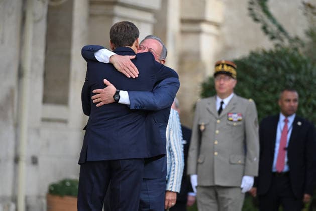 President Macron Welcomes King Abdullah II Of Jordan At Hotel Des Invalides - Paris Jordan’s King Abdullah II is welcomed by French President Emmanuel Macron at the Hôtel des Invalides in Paris, France, on September 17, 2026, ahead of a meeting focused on Lebanon’s sovereignty and security and support for the Lebanese Armed Forces. Photo by Jeanne Accorsini Pool ABACAPRESS.COM PARIS France  Copyright: xAccorsinixJeanne Pool ABACAx