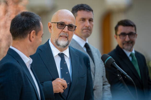 President of Romania Nicusor Dan invites political parties at Cotroceni Palace BUCHAREST, ROMANIA - SEPTEMBER 17: Deputy Prime Minister of Romania Hunor Kelemen is seen as Romanian President Nicusor Dan invites members of the UDMR party, led by the UDMR president Kelemen Hunor to consultations regarding the appointment of the Prime Minister of Romania, at Cotroceni Palace, Bucharest, Romania on September 17, 2026. Alex Nicodim Anadolu Bucharest Romania. Editorial use only. Please get in touch for any other usage.  Copyright: x2026xAnadoluxAlexxNicodimx