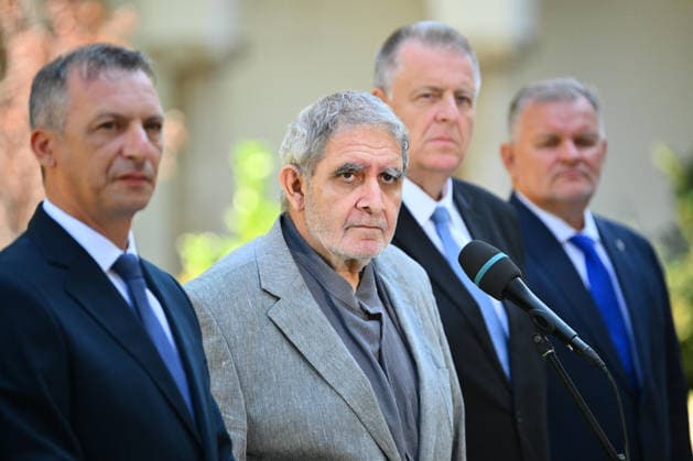 President of Romania Nicusor Dan invites political parties at Cotroceni Palace BUCHAREST, ROMANIA - SEPTEMBER 17: Member of the Romanian Chamber of Deputies Varujan Pambuccian is seen as Romanian President Nicusor Dan invites members of the UDMR party, led by the UDMR president Kelemen Hunor to consultations regarding the appointment of the Prime Minister of Romania, at Cotroceni Palace, Bucharest, Romania on September 17, 2026. Alex Nicodim Anadolu Bucharest Romania. Editorial use only. Please get in touch for any other usage.  Copyright: x2026xAnadoluxAlexxNicodimx