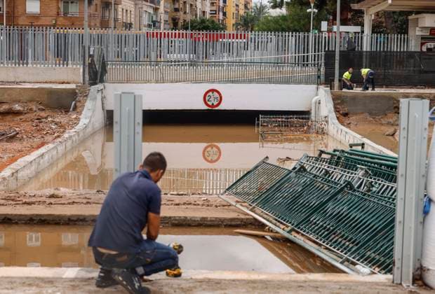 Rainfall totals exceed 100 l m² in Valencia. The Aldaia Tunnel flooded due to last night’s heavy rains, on September 17, 2026, in Valencia, Valencian Community, Spain. The rains that fell on Wednesday afternoon, September 16, hitting much of the province of Valencia with great intensity, were concentrated in the metropolitan area of the capital, Horta Nord and Sud, and other nearby regions such as Camp de Turia, where some municipalities recorded rainfall totals exceeding 100 liters per square meter, accompanied by spectacular downpours, lightning, and winds of 100 kilometers per hour. SEPTEMBER 17, 2026 LONG WEEKEND STORM Valencia, Valencian Community Valencia, Valencian Community, Spain  Copyright: xRoberxSolsonax 7780977