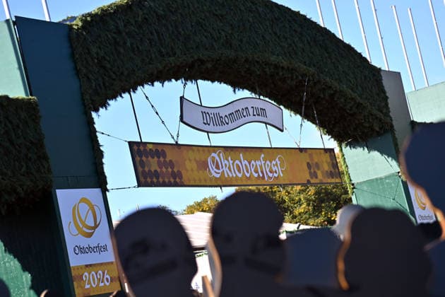 Haupteingang,Eingang zum Oktoberfest. Presserundgang vor dem 191. Oktoberfest 2026 am 17.09.2026.