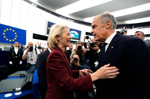 September 17, 2026, Strasbourg, France: Prime Minister Mark Carney is greeted by European Commission President Ursula von der Leyen as he arrives to address the European Parliament in Strasbourg, France, on Thursday, Sept. 17, 2026. Strasbourg France  - ZUMAc35_ 20260917_zaf_c35_024 Copyright: xJustinxTangx