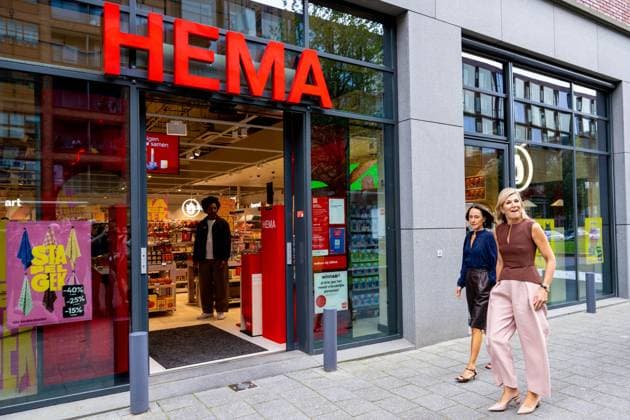 Amsterdam, The Netherlands, 2026-09-17 13:29:40 AMSTERDAM, 17-09-2026, HEMA Queen Maxima pays a working visit to HEMA in Amsterdam. HEMA, the Hollandsche Eenheidsprijzen Maatschappij Amsterdam, celebrates its 100th anniversary this year. PHOTO: NLBeeld Patrick van Emst Credit: NL Beeld Patrick van Emst  Copyright: xx x