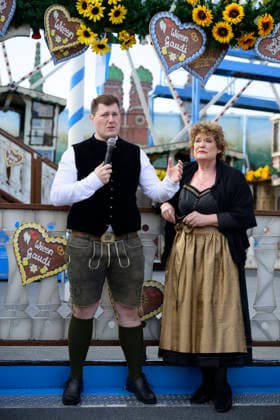 v.l. Sebastian Willenborg, Gabriele Willenborg (Riesenrad) - Offizieller Presserundgang auf dem Oktoberfest Wiesn, München 17.09.2026