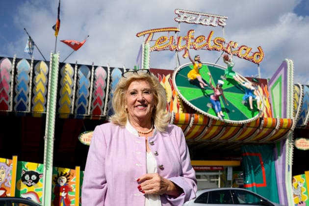 Elisabeth Polaczy (Inhaberin) Fahrgeschäft Teufelsrad - Offizieller Presserundgang auf dem Oktoberfest Wiesn, München 17.09.2026