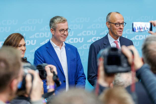 72 Stunden vor Schließung der Wahllokale lädt die CDU Berlin zum Wahlkampf-Schlussspurt ein 72 Stunden vor Schließung der Wahllokale lädt die CDU Berlin zum Wahlkampf-Schlussspurt mit Bundeskanzler Friedrich Merz und dem Spitzenkandidaten der CDU Berlin, Stefan Evers, in das Konrad-Adenauer-Haus ein. Unter dem Titel Extremisten von der Macht fernhalten. Lösungen aus der Mitte. am 17.09.2026 in Berlin. Berlin Berlin Deutschland CDU-Bundesgeschäftsstelle (Konrad-Adenauer-Haus)