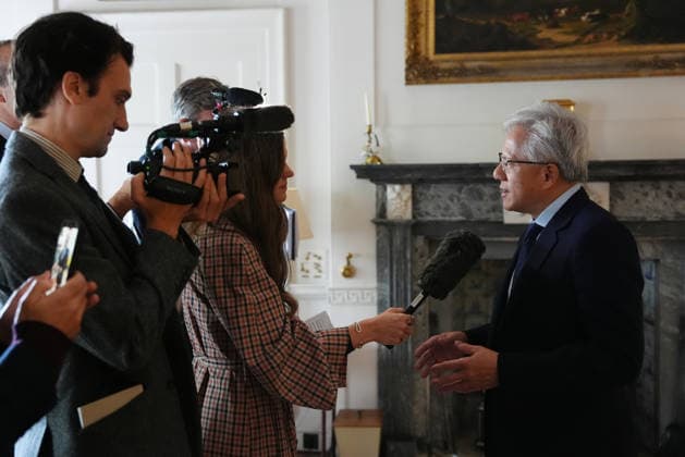 King meets with AI sector leaders Nvidia chief executive Jensen Huang records a pool interview ahead of a meeting hosted by King Charles III for leaders from the artificial intelligence (AI) sector, Government, and thought leaders to discuss how AI can be developed and deployed in ways that benefit society, at Dumfries House in Cumnock, Ayrshire. Picture date: Thursday September 17, 2026., Credit:Jonathan Brady PA ROTA - B68 Avalon UK, Cumnock  Copyright: xJonathanxBradyx xPAxROTAx-xB68x xAvalonx 1135695830