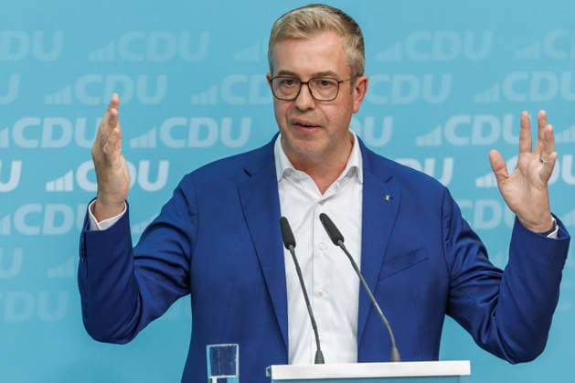 72 Stunden vor Schließung der Wahllokale lädt die CDU Berlin zum Wahlkampf-Schlussspurt ein 72 Stunden vor Schließung der Wahllokale lädt die CDU Berlin zum Wahlkampf-Schlussspurt mit Bundeskanzler Friedrich Merz und dem Spitzenkandidaten der CDU Berlin, Stefan Evers, in das Konrad-Adenauer-Haus ein. Unter dem Titel Extremisten von der Macht fernhalten. Lösungen aus der Mitte. am 17.09.2026 in Berlin. Berlin Berlin Deutschland CDU-Bundesgeschäftsstelle (Konrad-Adenauer-Haus)