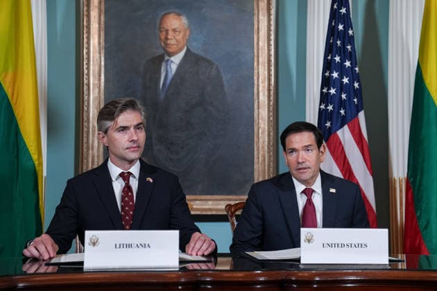 US and Lithuania sign Critical Minerals Framework MOU WASHINGTON, D.C., UNITED STATES - SEPTEMBER 17: U.S. Secretary of State Marco Rubio (R) speaks before signing a Critical Minerals Framework Memorandum of Understanding with Lithuanian Foreign Minister Kstutis Budrys (L) during a signing ceremony in the Treaty Room at the U.S. Department of State in Washington, D.C., on September 17, 2026. Mehmet Eser Anadolu District of Columbia United States. Editorial use only. Please get in touch for any other usage.  Copyright: x2026xAnadoluxMehmetxEserx