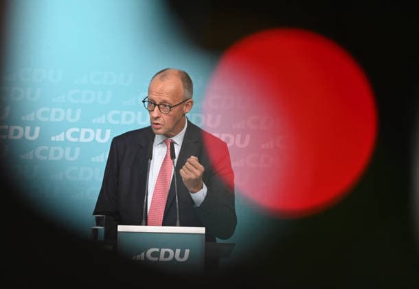 German Chancellor Merz and CDU candidate Evers lead final campaign push for Berlin state election BERLIN, GERMANY - SEPTEMBER 17: Federal Chancellor Friedrich Merz speaks during the final phase of the CDU’s Berlin election campaign under the motto: Keeping Extremists Out of Power. Solutions from the Centre , at the CDU Federal Headquarters in Berlin, Germany, on September 17, 2026. The Berlin House of Representatives election will take place on September 20, 2026 Volodymyr Sindieiev Anadolu Berlin Germany. Editorial use only. Please get in touch for any other usage.  Copyright: x2026xAnadoluxVolodymyrxSindieievx