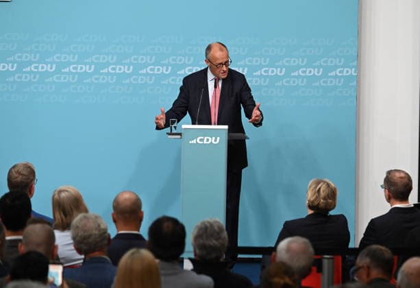 German Chancellor Merz and CDU candidate Evers lead final campaign push for Berlin state election BERLIN, GERMANY - SEPTEMBER 17: Federal Chancellor Friedrich Merz speaks during the final phase of the CDU’s Berlin election campaign under the motto: Keeping Extremists Out of Power. Solutions from the Centre , at the CDU Federal Headquarters in Berlin, Germany, on September 17, 2026. The Berlin House of Representatives election will take place on September 20, 2026 Volodymyr Sindieiev Anadolu Berlin Germany. Editorial use only. Please get in touch for any other usage.  Copyright: x2026xAnadoluxVolodymyrxSindieievx