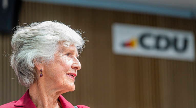 Friede Springer EUR, Deutschland, Berlin, 17.09.2026: Verlegerin Friede Springer, stellvertretende Aufsichtsratsvorsitzende des Medienkonzerns Axel Springer SE besucht als CDU Mitglied den Berliner Wahlkampf-Schlussspurt im Konrad-Adenauer-Haus mit dem Bundeskanzler Friedrich Merz und dem Berliner CDU Kandidaten Stefan Evers unter dem Motto Extremisten von der Macht fernhalten. Lösungen aus der Mitte.