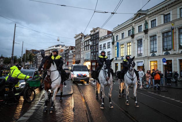 Pro-Palestinian demonstrators clash with police in Amsterdam AMSTERDAM, NETHERLANDS - SEPTEMBER 17: Pro-Palestinian demonstrators clash with police during a counter-protest against a pro-Israel event held at Dam Square in Amsterdam, Netherlands, on September 17, 2026. The counter-protest is relocated to Oude Turfmarkt after a court upholds the municipality s decision to prohibit the demonstration at Dam Square. Fadel Dawod Anadolu Amsterdam Netherlands. Editorial use only. Please get in touch for any other usage.  Copyright: x2026xAnadoluxFadelxDawodx