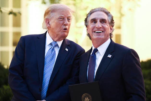 US President Trump speaks to hunters and fisherman in the Rose Garden US President Donald Trump and US Secretary of the Interior Doug Burgum during a dinner for more than 100 hunters and fisherman in the Rose Garden of the White House in Washington, DC, USA, 17 September 2026. The president spoke about lifting Biden-era restrictions on hunting and fishing on public lands. WASHINGTON DISTRICT OF COLUMBIA United States  Copyright: xPool ABACAx