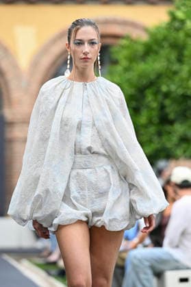 September 17, 2026, Madrid, Spain: A model parades with Odette Ãlvarez design during the Mercedes Benz Fashion Week Madrid at Cibeles Palace in Madrid. Madrid Spain  - ZUMAs197 20260917_aaa_s197_159 Copyright: xAtilanoxGarciax