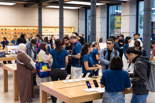 Apple Launches Its New Products Several people view the new iPhone models at the Apple Store in Puerta del Sol on September 18, 2026, in Madrid, Spain. Apple is unveiling its new line of smartphones today iPhone 18, Apple Watch Series 12, Apple Watch Ultra 4, and AirPods. Apple is also releasing its first foldable iPhone, the iPhone Duo. SEPTEMBER 18, 2026 Carlos Lujá Madrid, Spain  Copyright: xCarlosxLujanx 7782671