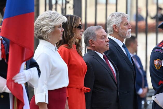 Visit by King Abdullah II of Jordan to Czechia, on September 18, 2026. Welcome ceremony at the Prague Castle. From left: Czech president s wife Eva Pavlova, Queen Rania of Jordan, King Abdullah II of Jordan and Czech President Petr Pavel. (CTKxPhoto KaterinaxSulova) CTKPhotoP2026091802452  CTKPhotoP2026091802452
