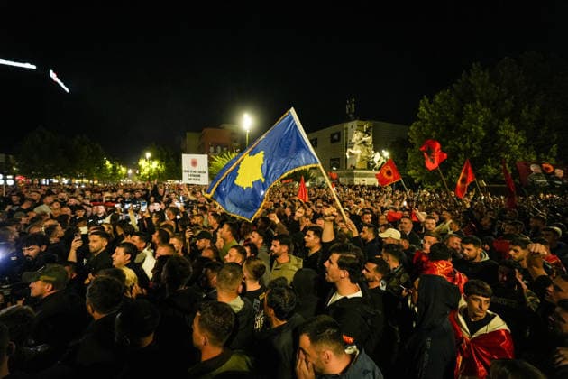 Kosovo Liberation Army protest in Prishtina, Kosovo Demonstrators gather at Pristina s Skanderbeg square during a second consecutive day of protests in Prishtina, Kosovo, September 17, 2026, following the conviction of four former Kosovo Liberation Army (KLA) leaders by the Kosovo Specialist Chambers in The Hague. Demonstrations continued in the Kosovo capital after former president Hashim Thaci and Jakup Krasniqi were sentenced to 25 years in prison each, Kadri Veseli to 18 years and Rexhep Selimi to 13 years for war crimes linked to the 1998 99 Kosovo conflict. All four were acquitted of crimes against humanity. Pristina Kosovo  Copyright: xMatrixxImages ErmalxMetax