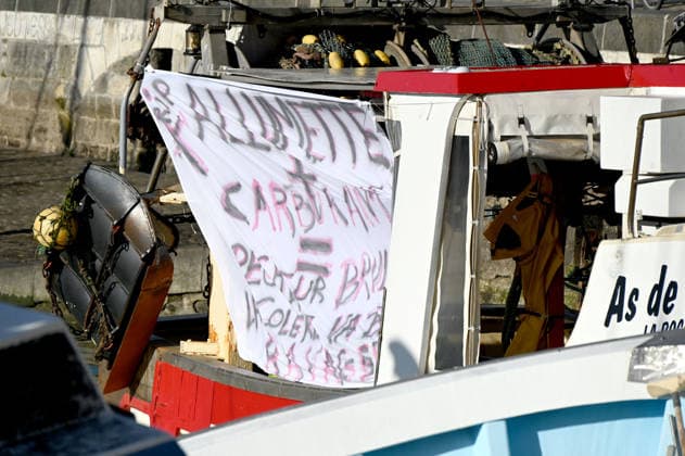 Angry fishermen rally in the port of La Rochelle A fleet of protesting fishermen is arriving at the port of La Rochelle today, September 18, 2026, to protest high fuel prices and difficult working conditions 459755 2026 09 18 France (no person in the photo)  Copyright: xBarbaraxNeymanx xStarfacex STAR_459755_008