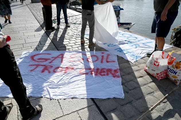 Angry fishermen rally in the port of La Rochelle A fleet of protesting fishermen is arriving at the port of La Rochelle today, September 18, 2026, to protest high fuel prices and difficult working conditions 459755 2026 09 18 France (no person in the photo)  Copyright: xBarbaraxNeymanx xStarfacex STAR_459755_023