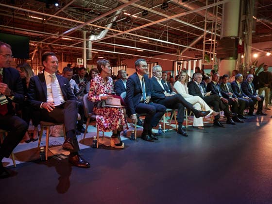 Volkswagen Navarra Announces the Start of Production for the Volkswagen ID. Cross Volkswagen Navarra President Michael Hobusch and Navarre President María Chivite during the presentation of the new model at the Volkswagen Navarra facility on September 18, 2026, in Pamplona, Navarra, Spain. The Volkswagen Navarra plant, located in the Landaben Industrial Park in Pamplona, begins mass production today of its new all-electric SUV, the Volkswagen ID Cross, marking a key milestone in the brand’s electrification. SEPTEMBER 18, 2026 Pamplona, Navarra Pamplona, Navarra, Spain Copyright: xEduardoxParrax 7783382