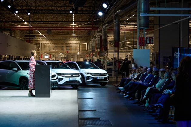 Volkswagen Navarra Announces the Start of Production of the Volkswagen ID. Cross The president of Navarra, María Chivite, speaks during the presentation of the new model at the Volkswagen Navarra facility on September 18, 2026, in Pamplona, Navarra, Spain The Volkswagen Navarra plant, located in the Landaben Industrial Park in Pamplona, begins mass production today of its new all-electric SUV, the Volkswagen ID Cross, marking a key milestone in the brand’s electrification. SEPTEMBER 18, 2026 Pamplona, Navarra Pamplona, Navarra, Spain Copyright: xEduardoxParrax 7783388