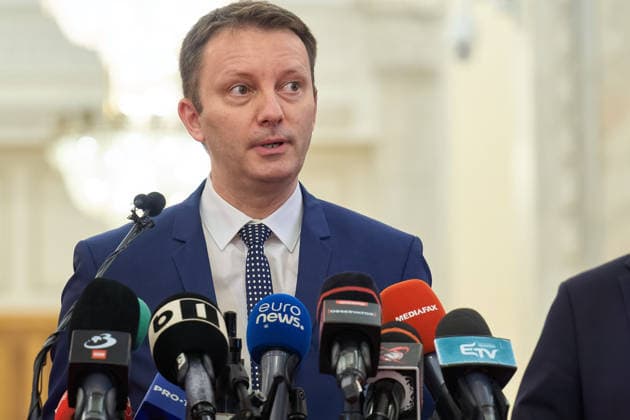 Romania PM Bid: Muresan First Public Appearance Bucharest, Romania. 18th Sep, 2026: Siegfried Muresan, Romania s prime minister candidate, holds a press statement at the Romanian Senate. Muresan, National Liberal Party (PNL) MEP, is the third candidate nominated by the Romanian president in an attempt to secure a majority vote in Parliament. Today is the 136th day without a full‘term prime minister, after the Bolojan government was dismissed in a no-confidence vote. Bucharest Romania Copyright: xLucianxAlecux