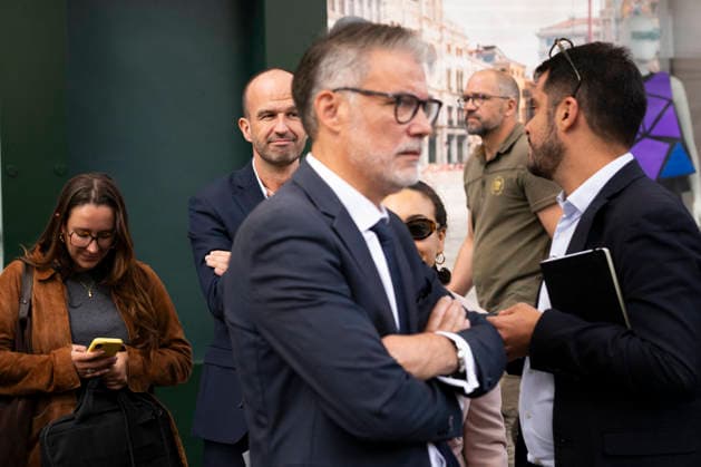 Olivier Faure Leaves Elysee Palace After Meeting With French President - Paris Olivier Faure PS and Manuel Bompard LFI after a meeting with French President at the Elysee Palace in Paris on September 18, 2026. Photo by Eliot Blondet ABACAPRESS.COM Paris France France  Copyright: xBlondetxEliot ABACAx