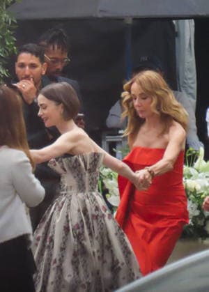 Exclu - Emily in Paris Set - Paris Exclusive - Lily Collins and Philippine Leroy-Beaulieu during the filming of Emily in Paris in Paris, France on September 18, 2026. Photo by ABACAPRESS.COM Paris France  Copyright: xABACAx