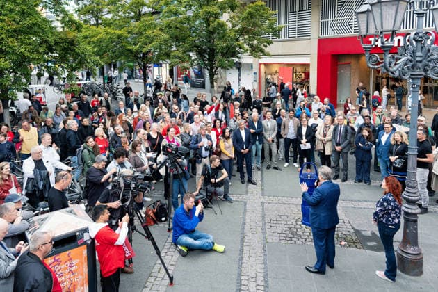 Berlin,18.09.2026, Wahlkampfabschluss der Berliner SPD mit Steffen Krach zur bevorstehenden Wahl zum Abgeordnetenhaus am 20.09.2026 am Stuttgarter Platz Wilmersdorfer Straße,Michael Ludwig (SPÖ), Bürgermeister und Landeshauptmann von Wien,Klaus Wowereit,u.a
