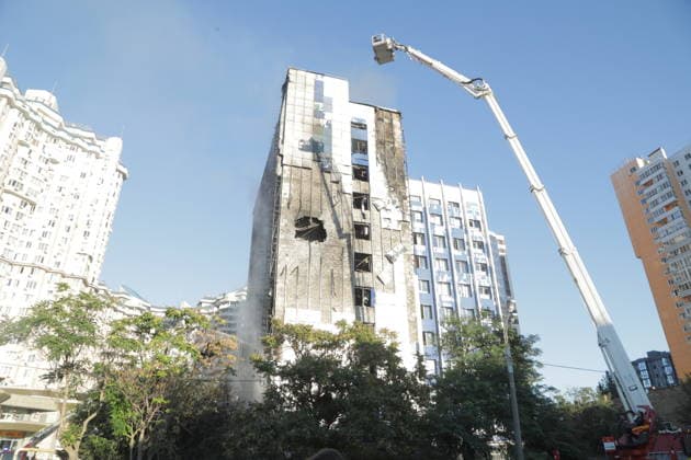 Firefighters respond after attacks in Odesa ODESA, UKRAINE - SEPTEMBER 18: Firefighters are dispatched to the scene after two consecutive attacks hit the central part of Odesa, Ukraine, on September 18, 2026. The second strike occurs while emergency and rescue services are working to deal with the aftermath of the first attack and assist people. Arthur Shvits Anadolu Odesa Ukraine. Editorial use only. Please get in touch for any other usage.  Copyright: x2026xAnadoluxArthurxShvitsx