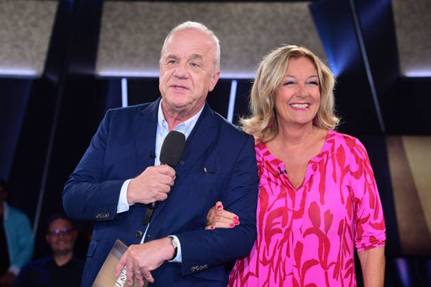 Hubertus Meyer-Burckhardt und Bettina Tietjen bei der NDR Talk Show am 18.09.2026 in Hamburg Hubertus Meyer-Burckhardt and Bettina Tietjen during the NDR Talk Show on September 18, 2026 at NDR Studio Lokstedt in Hamburg, Germany NDR Talk Show am 18.09.2026 in Hamburg