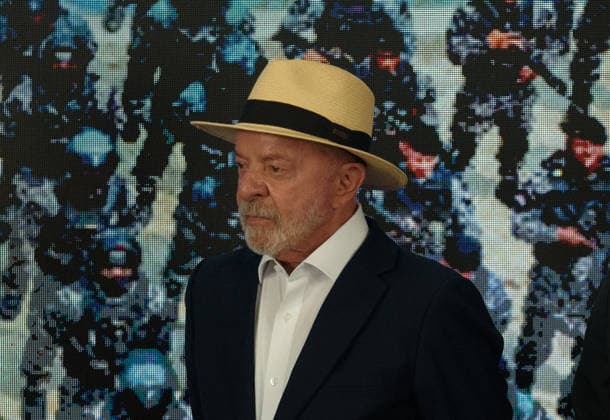 Brazilian President Luiz Inacio Lula da Silva announces security investments in Rio de Janeiro RIO DE JANEIRO, BRAZIL - SEPTEMBER 18: Brazil s President and reelection candidate Luiz Inacio Lula da Silva speaks during a ceremony announcing investments in security at the headquarters of the Federal Highway Police in Rio de Janeiro, Brazil, on September 18, 2026. Fabio Teixeira Anadolu Rio de Janeiro Brazil. Editorial use only. Please get in touch for any other usage.  Copyright: x2026xAnadoluxFabioxTeixeirax