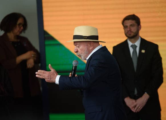Brazilian President Luiz Inacio Lula da Silva announces security investments in Rio de Janeiro RIO DE JANEIRO, BRAZIL - SEPTEMBER 18: Brazil s President and reelection candidate Luiz Inacio Lula da Silva speaks during a ceremony announcing investments in security at the headquarters of the Federal Highway Police in Rio de Janeiro, Brazil, on September 18, 2026. Fabio Teixeira Anadolu Rio de Janeiro Brazil. Editorial use only. Please get in touch for any other usage.  Copyright: x2026xAnadoluxFabioxTeixeirax
