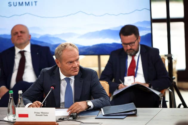 Prime Minister of Poland Donald Tusk participates in the first plenary session of the Carpathian 8 Summit in Ivano-Frankivsk region, Ukraine, September 18, 2026. On this day, President of Ukraine Volodymyr Zelenskyy announced the launch of a new format - the Carpathian Eight (C8) - comprising Austria, the Czech Republic, Hungary, Poland, Romania, Serbia, Slovakia, and Ukraine. (Photo by Yurii Rylchuk Ukrinform) Carpathian 8 Summit in western Ukraine Copyright: xYuriixRylchukx