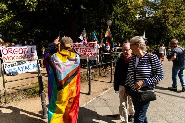 September 18, 2026, Berlin, Germany: BERLIN, GERMANY, SEPTEMBER 18, 2026: LGBTQ+ activists and supporters demonstrate outside the Turkish Embassy in Berlin in solidarity with LGBTQ+ communities in Turkey following a series of raids and arrests targeting activists and organizations. Demonstrators called for the release of those detained and condemned the Turkish authoritiesÃ¢â‚¬â ¢ recent actions against LGBTQ+ groups. Turkish authorities have carried out coordinated raids across multiple provinces as part of investigations involving LGBTQ+ organizations and activists. Berlin Germany - ZUMAq101 20260918_zna_q101_069 Copyright: xAndro SxTrujillox