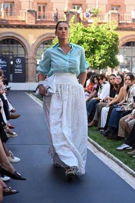 Maison Mesa - Mercedes Benz Fashion Week Madrid, Spain -18 Sept 2026 A model parades with Maison Mesa design during Mercedes Benz Fashion Week Madrid Cibeles Palace in Madrid. Madrid Spain Copyright: xAtilanoxGarciax xSOPAxImagesx PHOTO08591