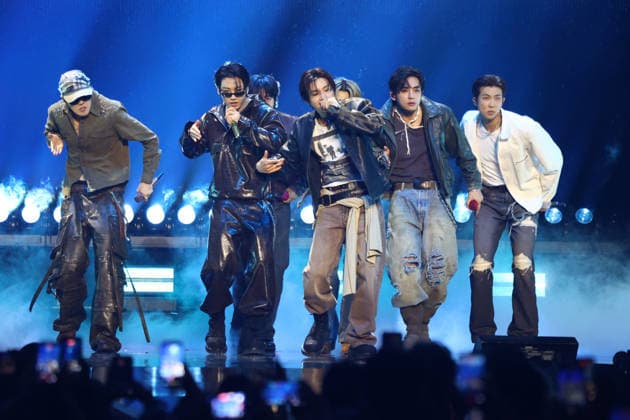 BTS performs on stage during the iHeartRadio Music Festival Concerts at T-Mobile Arena in Las Vegas, Nevada on Friday, September 18, 2026s.  LAV20260918044 JAMESxATOA