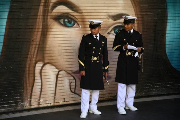 September 16, 2026: TO-45145- Mexico City, September 15, 2026: Personnel from the Secretariat of the Navy, the Military College, the Mexican Air Force, and the National Guard prepare for the civic-military parade marking the anniversary of Mexico& 039;s Independence, on the streets surrounding Mexico City& 039;s Z& xf3;calo. Photo: Ian Robles .com.mx - ZUMAcs4_ 20260916_faa_cs4_266 Copyright: xClasosx